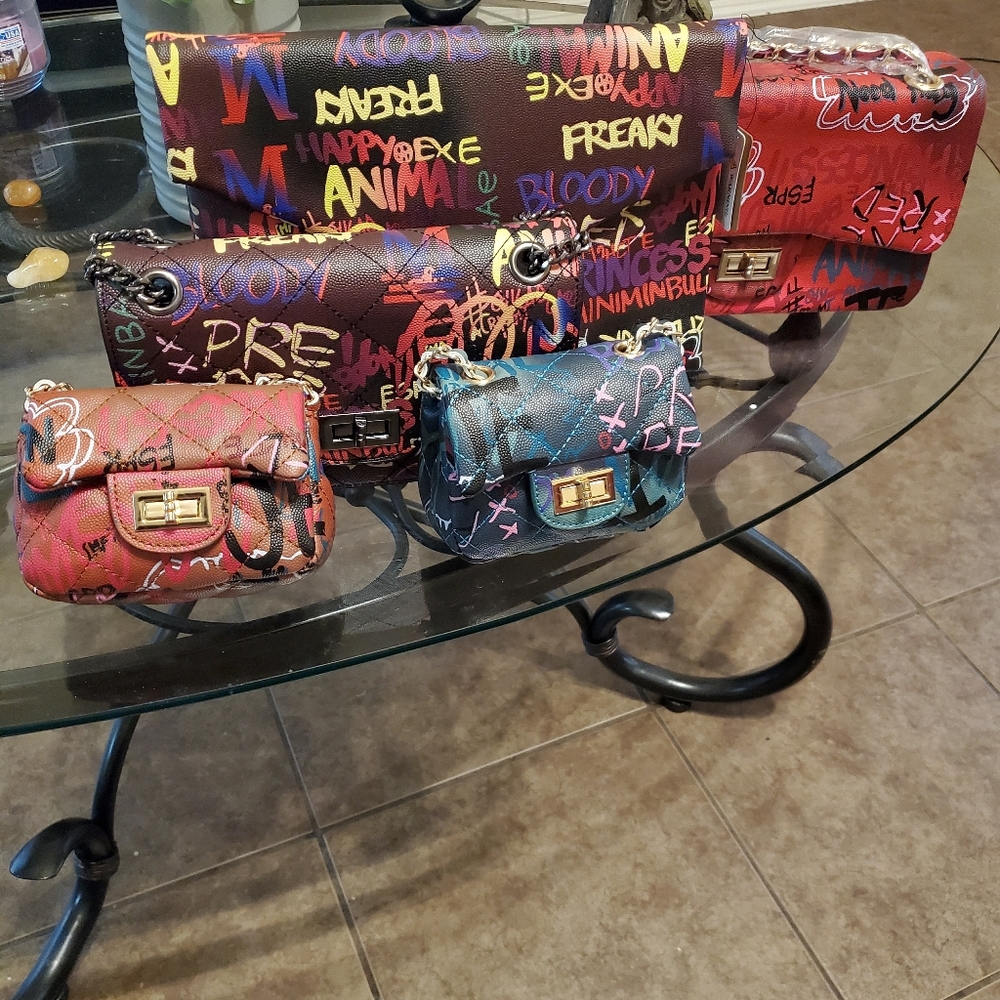Mini Graffiti Handbag - Picture 3 of 3
